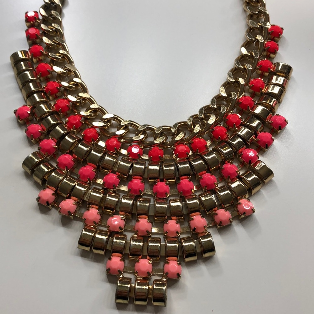 Pink Statement necklace - Picture 2 of 3